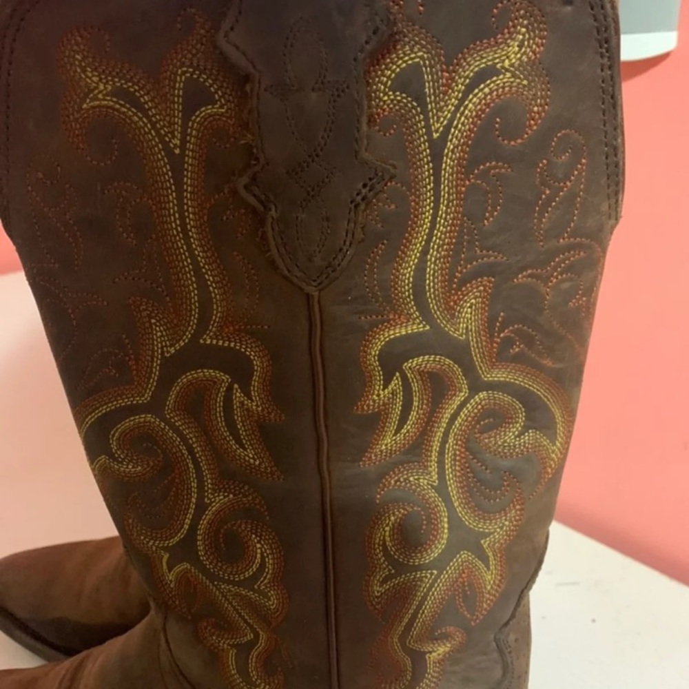 Woman’s boots